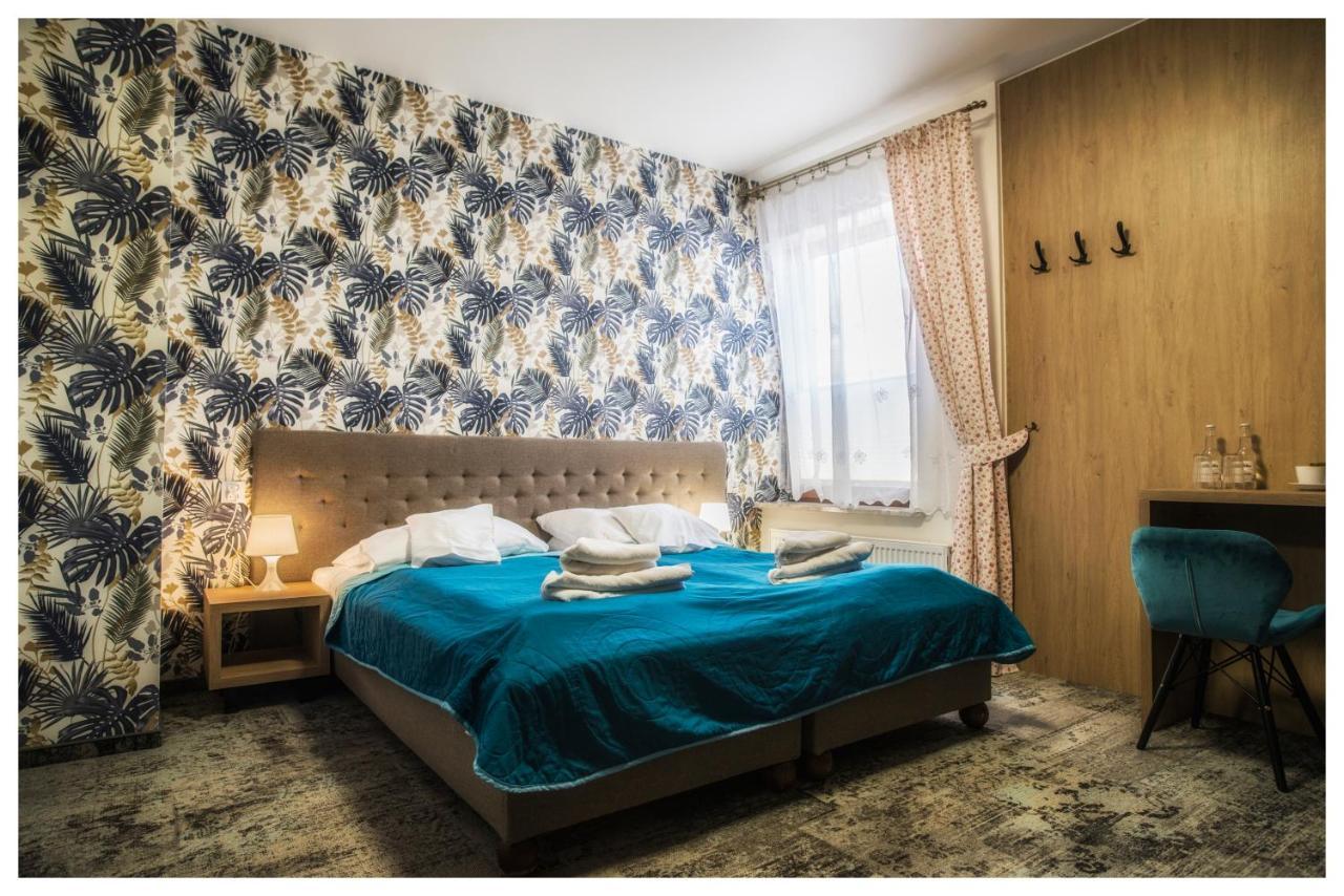 Rezydencja Elzbiecin Busko-Zdrój Buitenkant foto